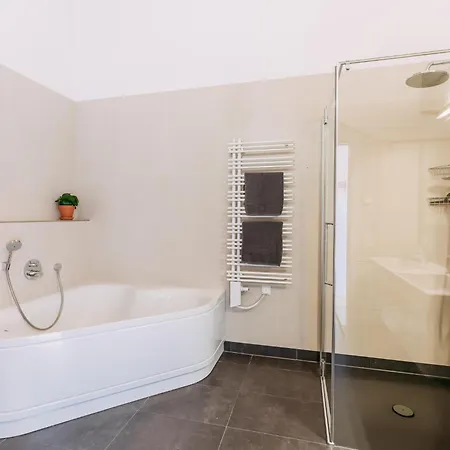 Drei Berge 7 Apartament